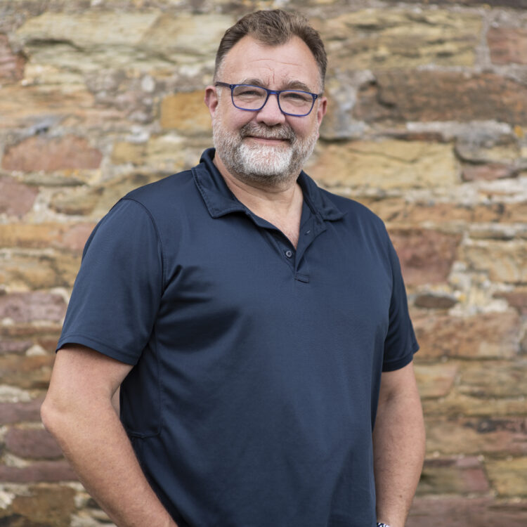 Dr. Jonathan Gleed